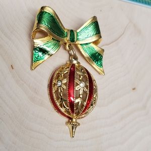 Vintage Bow and Ornament Brooch